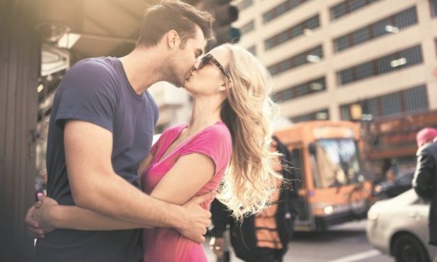 DA LI VAŠ ZNAK VERUJE U LJUBAV? Evo rang liste!