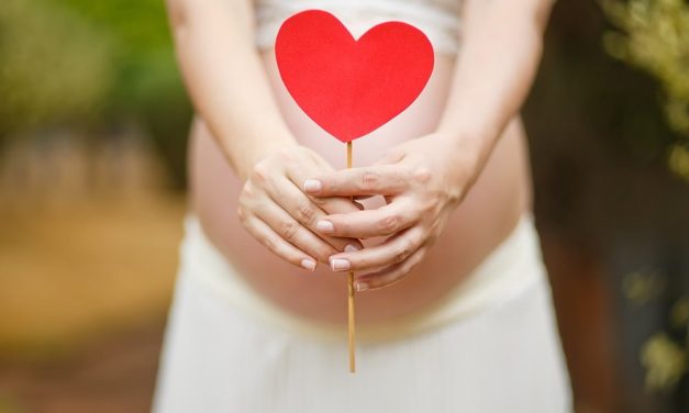 Najčešći RANI SIMPTOMI TRUDNOĆE i zašto dolazi do njih