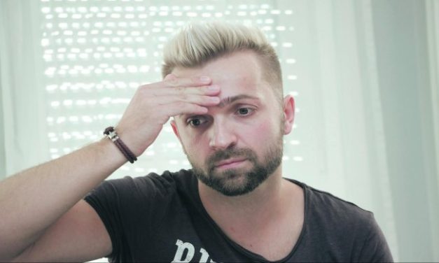 BIO JOJ JE PROFESOR, ZAVEO JU JE KADA JE IMALA 14, A ON 29 GODINA Otkrivena prava istina o odnosu Teodorinog brata i njegove žene, niko nije slutio da im je ovakvo stanje u braku! (FOTO)