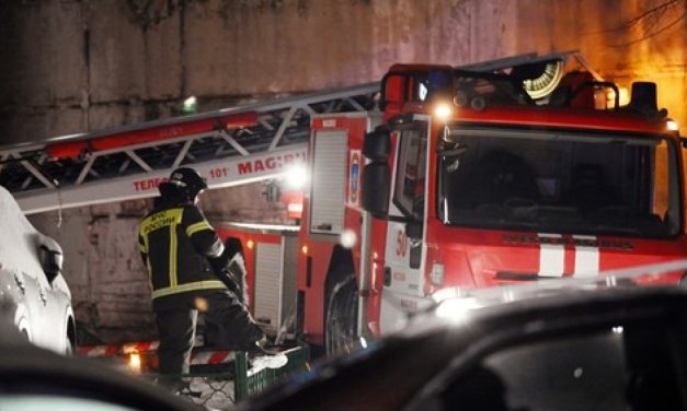 Požar u Moskvi: Evakuisana deca