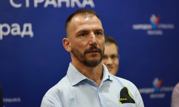 Ljubav se ugasila, brak nam se odavno raspadao… Dača Ikodinović iskreno progovorio o razvodu