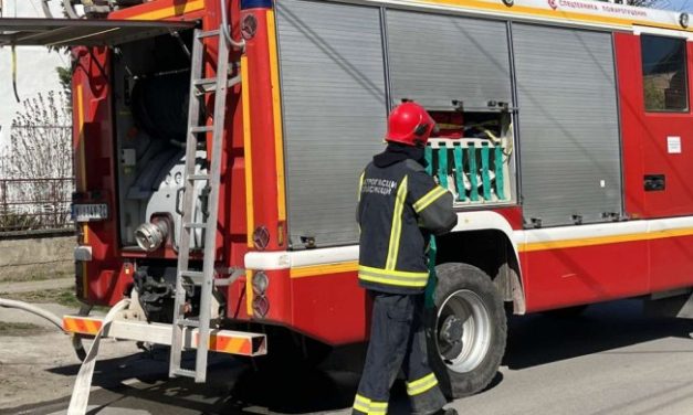 EKSPLOZIJA NA VASKRS NA PALILULI! Urušio se ceo sprat kuće, muškarac zatrpan u ruševini