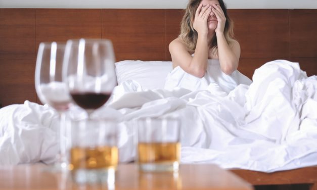 Uticaj alkohola na vašu figuru: 5 simptoma koji otkrivaju da ste preterali