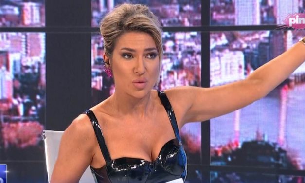 OPET ZAKRČILA SAOBRAĆAJ U CENTRU GRADA: Jovana Jeremić ne mari za pravila…