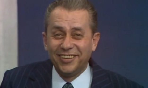 Čkaljinu UNUKU pamtimo iz serije “Porodično blago“, evo kako izgleda Jovana koja DEKU nikad neće zaboraviti