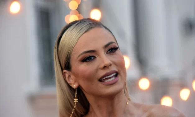 PONOVO UZELA TUĐU PESMU?! Milica Pavlović u vrtlogu novog skandala na pomolu!