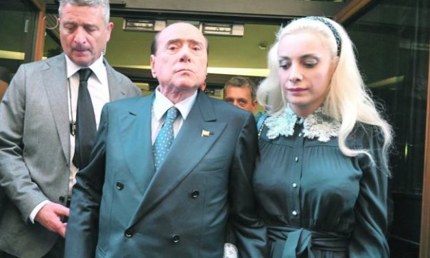 BERLUSKONIJEVA DEVOJKA NEĆE DOBITI NI CENTA! Podela bogatstva preminulog italijanskog političara i biznismena…
