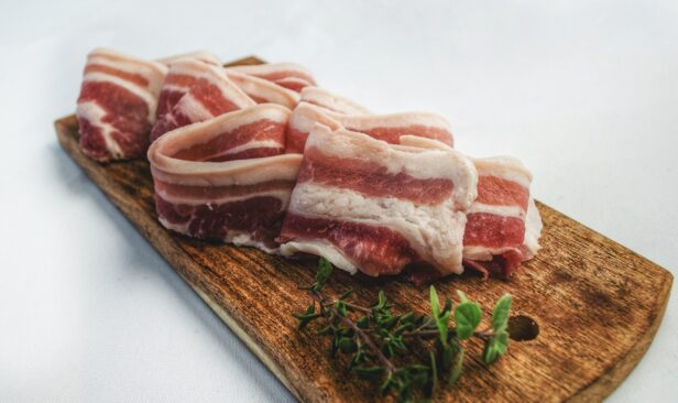 Da li je slanina uopšte zdrava? Razbijen mit o srpskom specijalitetu!