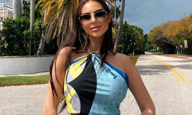 FOTKOM IZ KREVETA USIJALI MREŽE, ZORANNAH ZALJUBLJENA DO KOSKE! Uživa u ljubavi sa fudbalerom, a ovako PROVODE VREME!