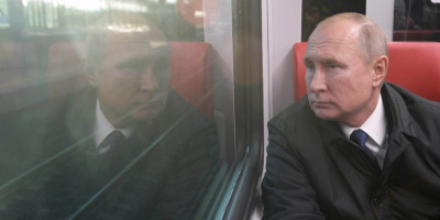 (FOTO) Planeta zanemela! Isplivale fotografije Putinovog voza, jedna stvar svima upada u oči!