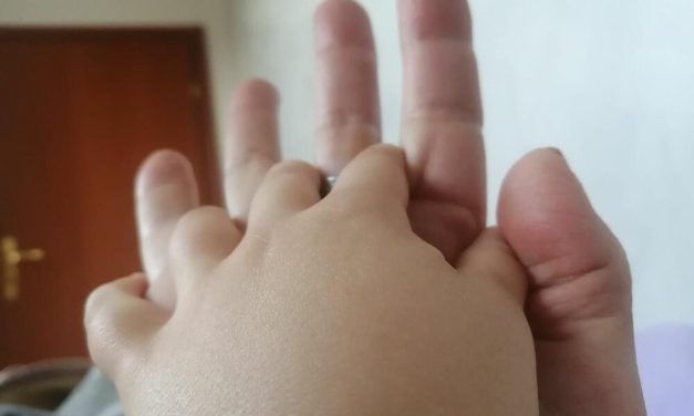 ŠTA SVE BAKE I DEKE RADE ZA UNUKE: Roditelji vaspitavaju decu, a mi smo tu da ih pričuvamo i pružimo ljubav