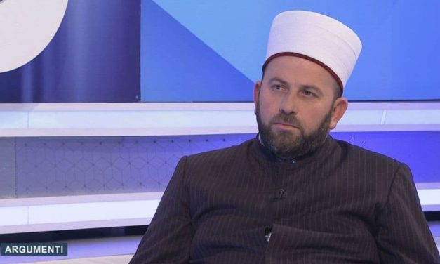 Fejzić o koncertu u Srebrenici: Crkvo, gdje vam je Bog, ljubav i saosjećanje?