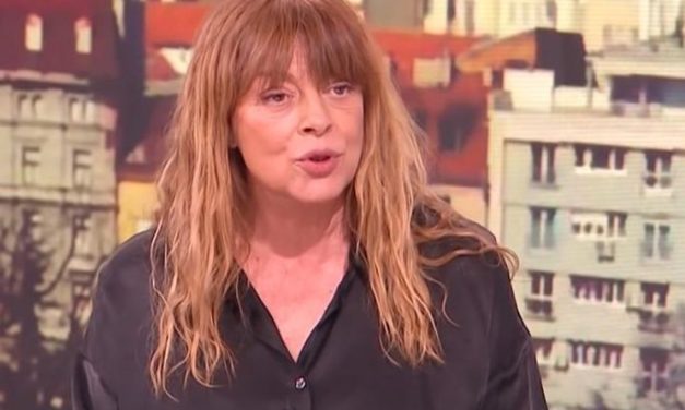Ostala je sama, bez ljubavi i dece: Glumica Anita Mančić ostavljena na cedilu, njen muž ljubi drugu