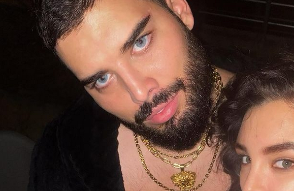 Adam Adaktar ne prestaje da ŠOKIRA: „Hoću da mi dnevni boravak bude kao KRIPTA HRAMA SVETOG SAVE“