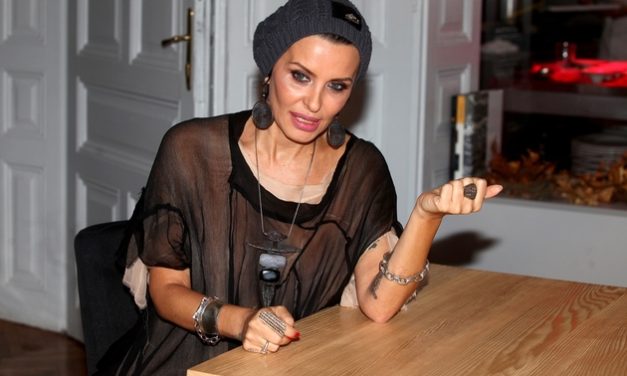Elena Karaman je ISPISALA SINA IZ ŠKOLE, a sad se pohvalila: “Upisali smo fakultet, moj budući reditelj“
