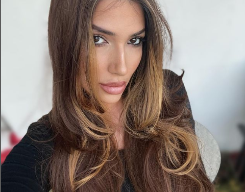 Nosi titulu „NAJLEPŠE NASLEDNICE!“ Mina Joksimović MAMI POGLEDE u bikiniju, na ovo niko nije ostao IMUN (FOTO)