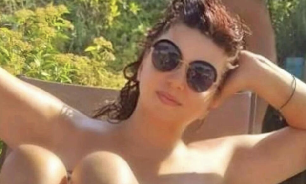 “Mariću, čuvaj ovo zlato“ Vesna Radusinović pokazala obline u LEOPARD bikiniju, uživa i ne štedi