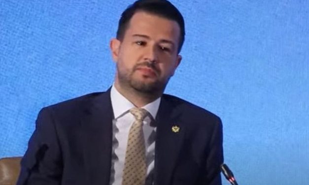 Na putu ka Mongoliji: Papa Franjo pozdravio Milatovića