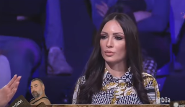 Voditeljki „Pinka“ PODMETNUT POŽAR na AUTOMOBILU
