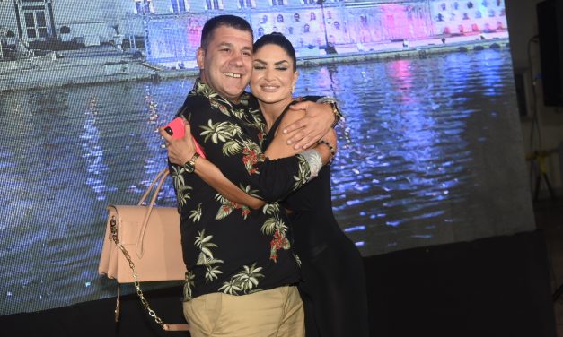 SVE JE SPREMNO ZA VELIKI DAN: Ivanova izabranica Jelena jednim detaljem ZAGOLICALA MAŠTU (FOTO)