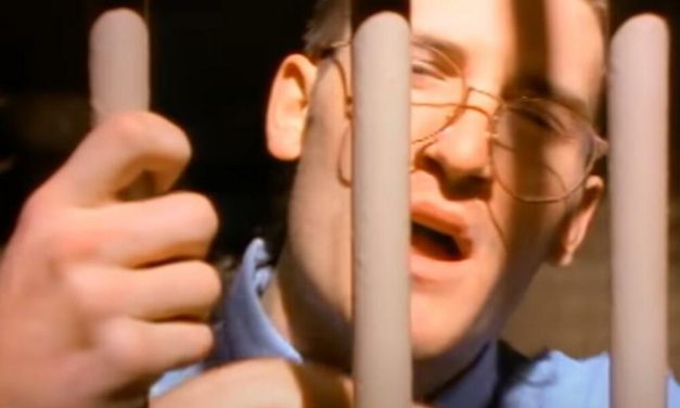 Srbi su ga RADO SLUŠALI devedesetih, njegov najveći hit je obeležio mnoga detinjstva, evo kako danas izgleda