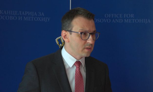 PETKOVIĆ: Srbima na varvarski način oduzimaju i pravo na zdravstvenu negu