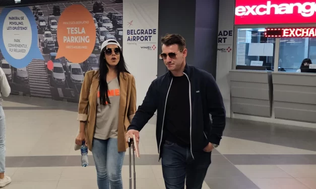 Dečko Tanje Savić sa dvanaest godina doživeo veliku MUKU, pevačica otkrila nepoznate detalje iz Mukijevog života