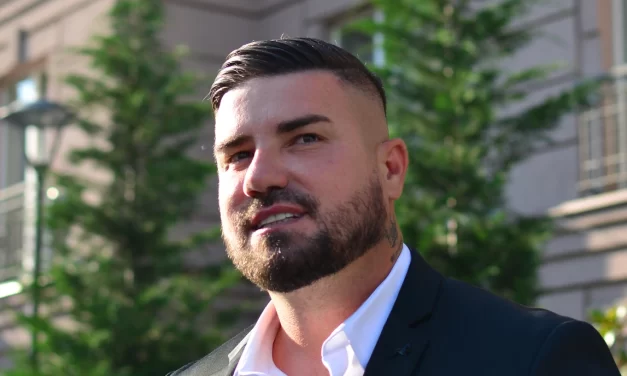 “Rekla mi da je MC Stojan GEJ“ Bivša reperova DEVOJKA sve otkrila u razgovoru sa Janjušem