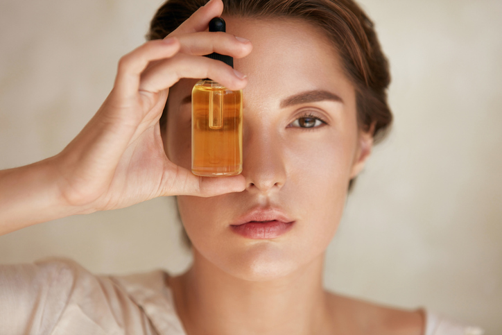Kako se koristi ulje za lice i kako se izvodi masaža lica