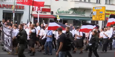Partizani se okreću u… Rajh živi kroz Kraljevinu Nemačku! Ne, nije šala, ova država ima pasoše, valutu, zastavu…