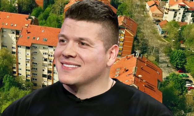 Sloba Radanović poveo sina na glasanje, Jelena sva u Luj Vitonu! (Foto)