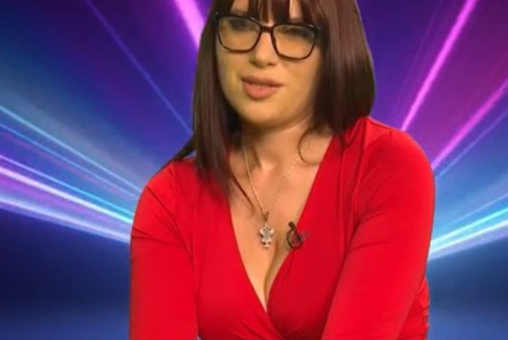 Skandalozna ispovest majke Sneže Kušadasi: „Zvao nas je na grupnjak i hteo da kači na sajt za odrasle!“
