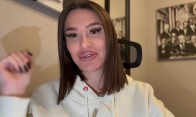 „Danas sam videla njena mala stopala, prćasti nosić, rukice…“ Aleksandra Nikolić van sebe od sreće zbog bebe! (Foto)