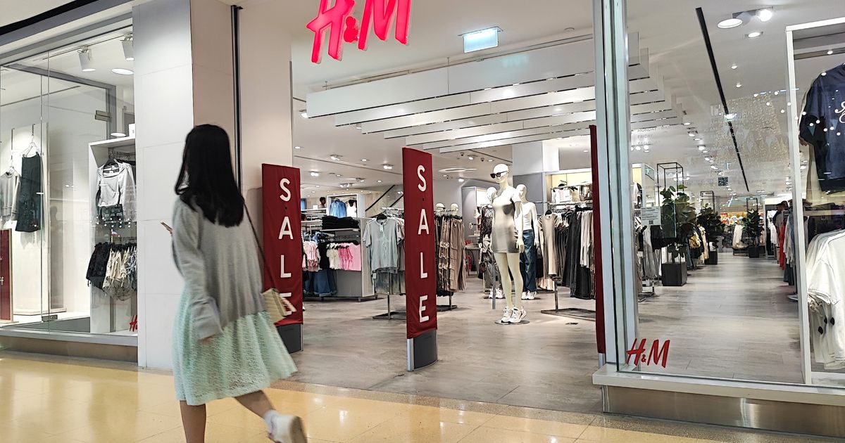 H&M hitro povukao reklamu nakon izbijanja skandala: Optužen za „seksualizaciju dece“
