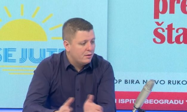 Više od 300 zdravstvenih radnika iz Nikšića: Razočarani smo stavom doktora Mirka Varajića
