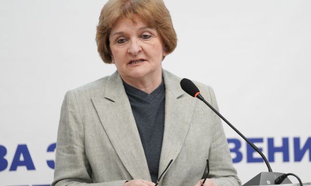 Ministarka Grujičić prisustvovala uručenju besplatnih defibrilatora zdravstvenim ustanovama Srbiji