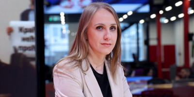 Milica Nikolić odgovorila Đilasu: Pored istine nisi prošao, ali zato pored miliona, koje si trpao u svoje džepove, jesi!