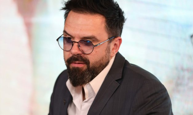 Ljubav pronašao na drugoj adresi: Grašo ostavio suprugu, u porodici tuga i očajanje
