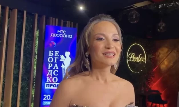 Čestitamo! Jelena Tomašević je pobednica festivala Beogradsko proleće sa pesmom „Veruj mi da verujem“!