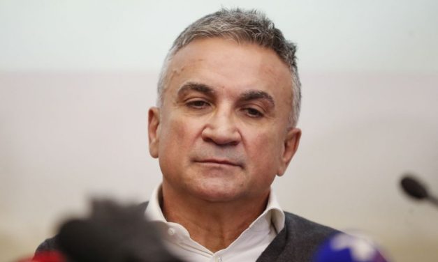 Hitno primljen u Urgentni centar! Zdravlje Srđana Đokovića narušeno, zna se uzrok
