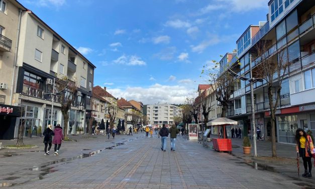 ADVOKAT: DVIJE OSOBE SU ME NAPALE, POLOMLJENA MI JE VILICA